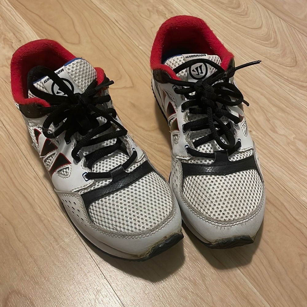 Boys warrior sneakers